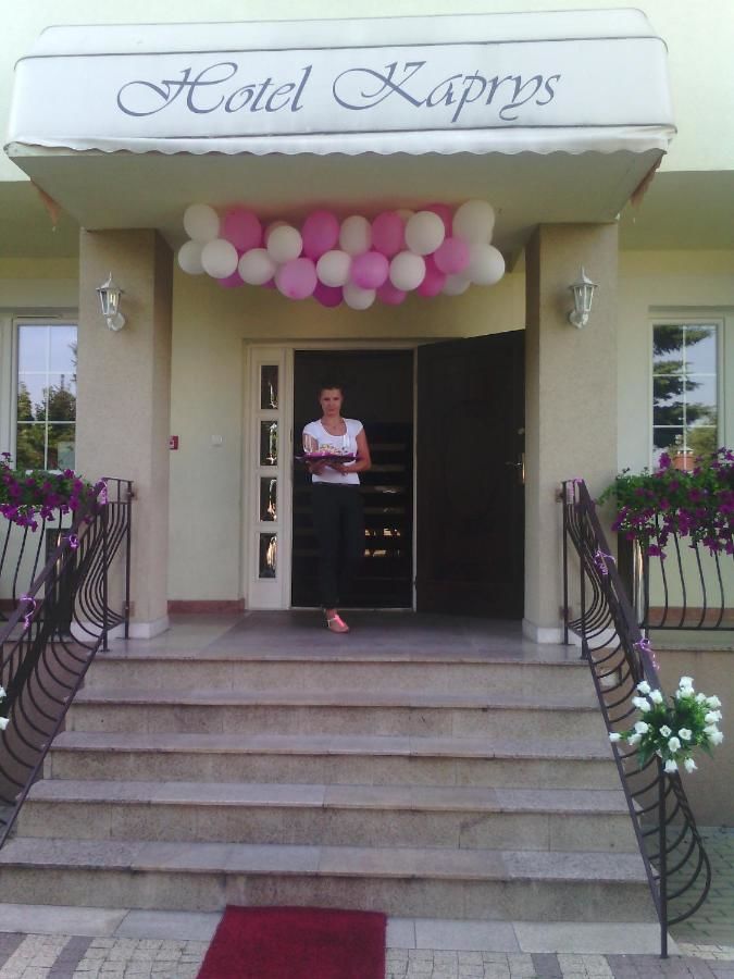 Отель Hotel Kaprys Свидник-27