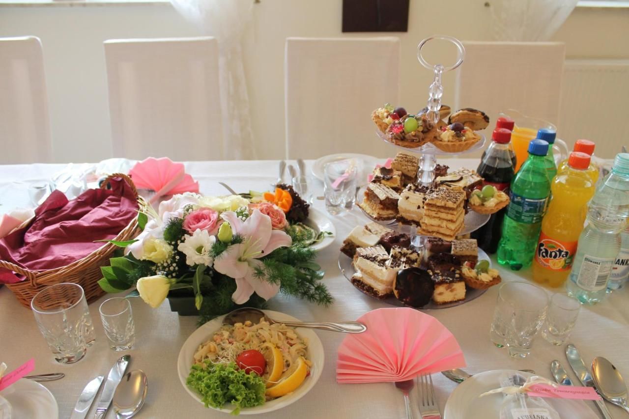 Отель Hotel Kaprys Свидник-9