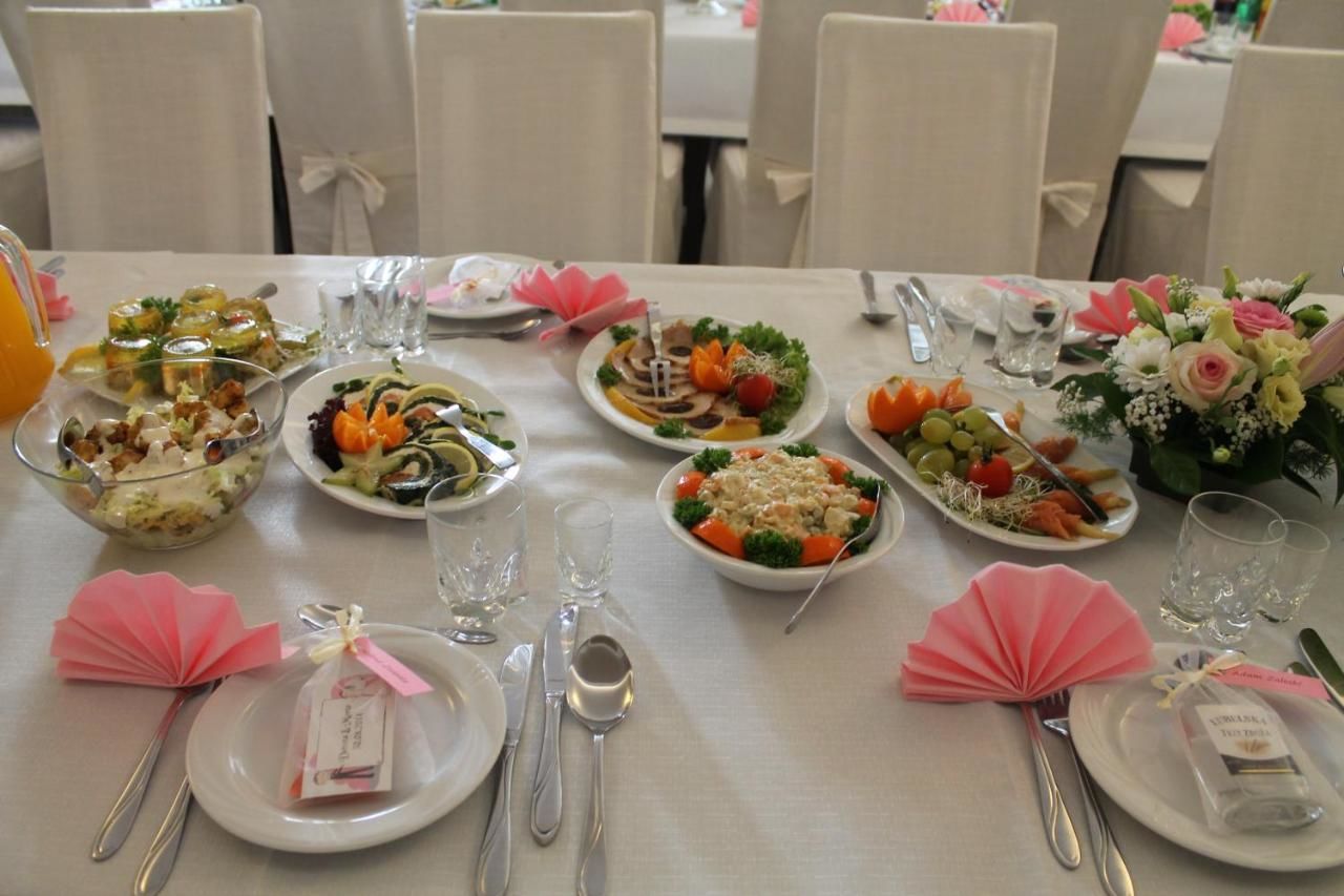 Отель Hotel Kaprys Свидник-12