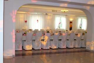 Отель Hotel Kaprys Свидник-4